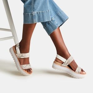 Dolce Vita Moxie Sandals